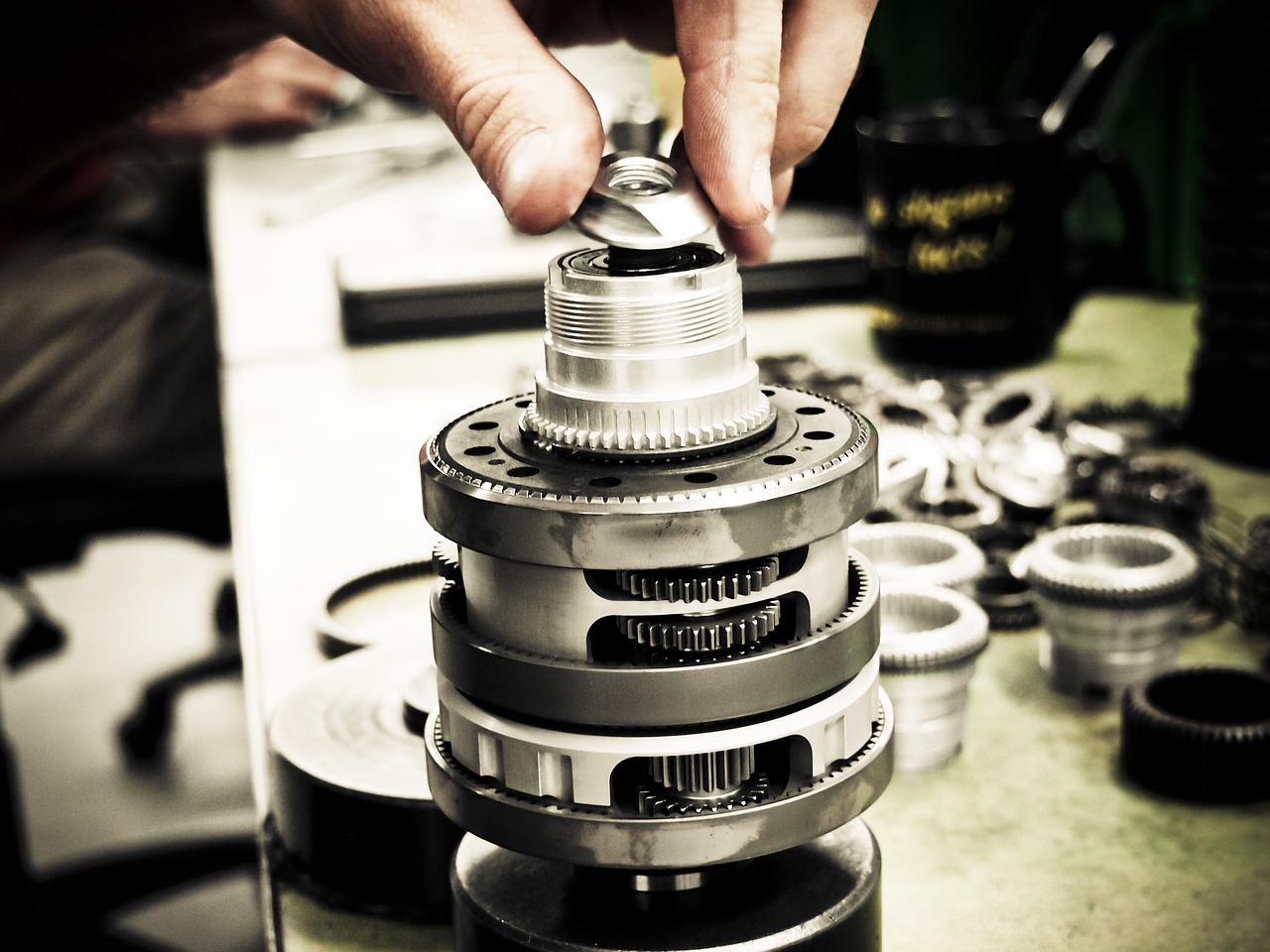 天启ip实名账号：实名账号和谷歌验证器、支付宝等其他验证方式之间的比较