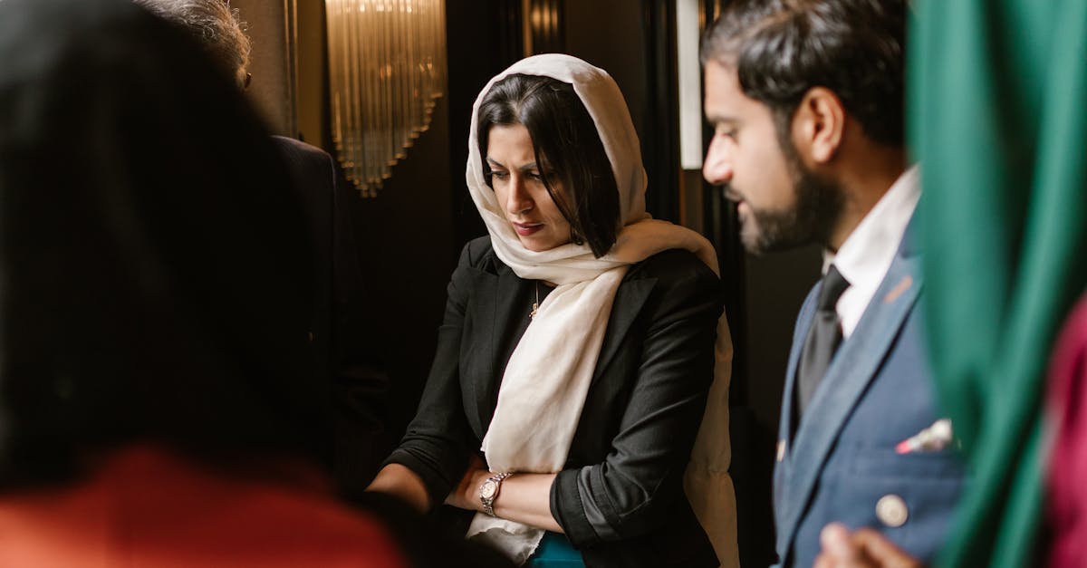 微信老号买卖:实名制管理下的网民守则与规范