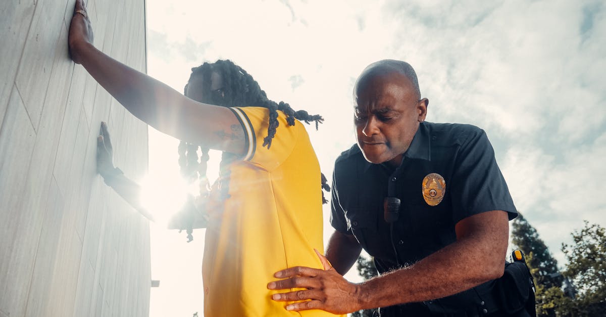 短信轰炸源码实名账号:喵屋app详情下载教程